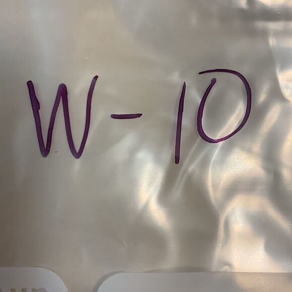 UNIVERSAL THREAD, long sleeve T, XS. Blue stripes, great condition - Picture 12 of 12